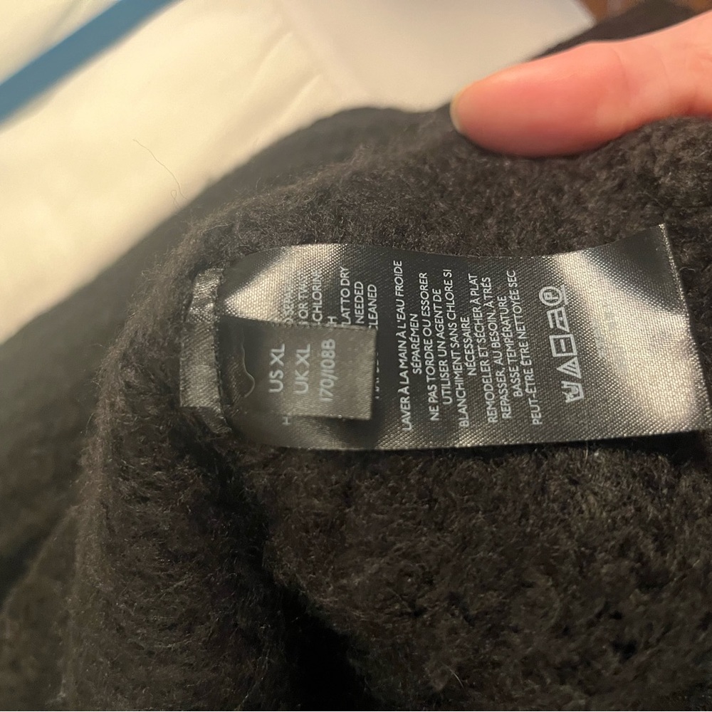Free People XL Black Oversized Sweater - Picture 4 of 8